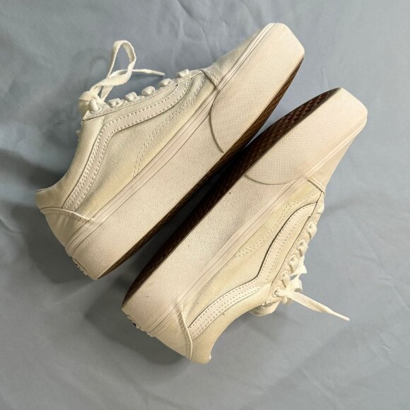White Vans Old Skool Platform - Picture 3 of 9
